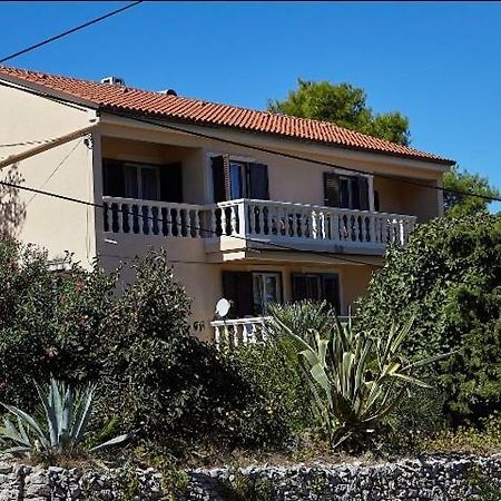 Baracuda Apartment Veli Losinj Exterior photo