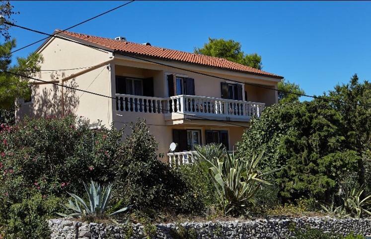 Baracuda Apartment Veli Losinj Exterior photo